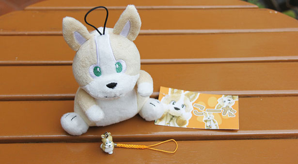 平井大さん、犬のキャラクターターフィドック ウクレレ マスコット